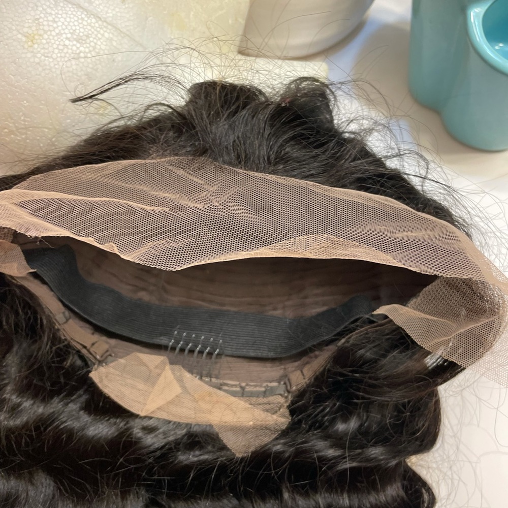 Frontal Wig - Picture 7 of 7